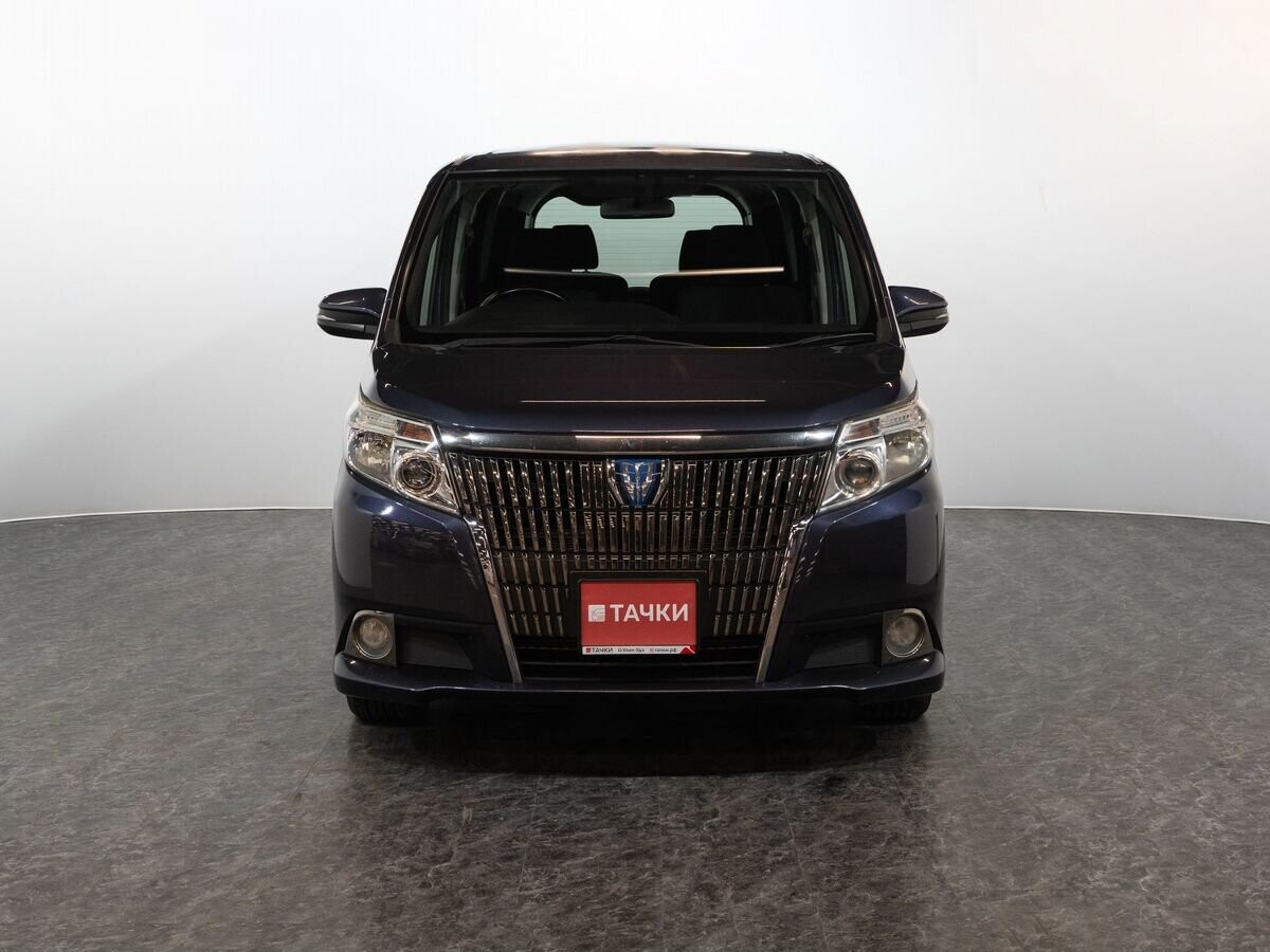 Toyota Esquire 2015 - фото автомобиля