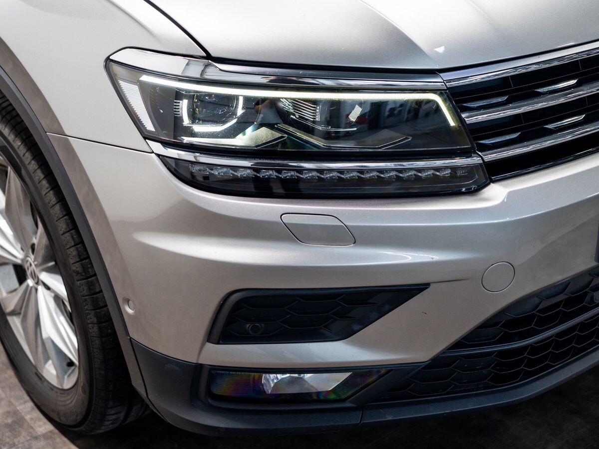 Volkswagen Tiguan 2019 - фото автомобиля