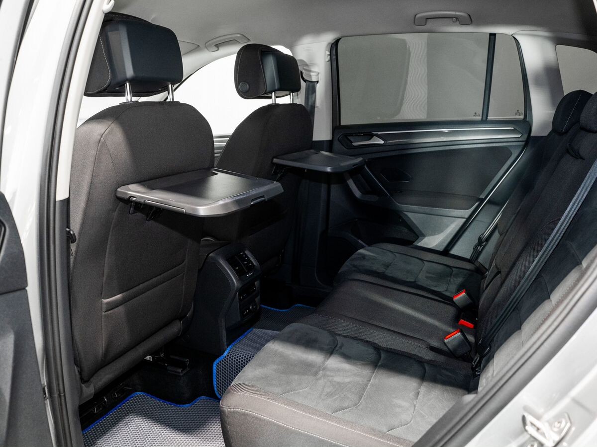 Volkswagen Tiguan 2019 - фото автомобиля