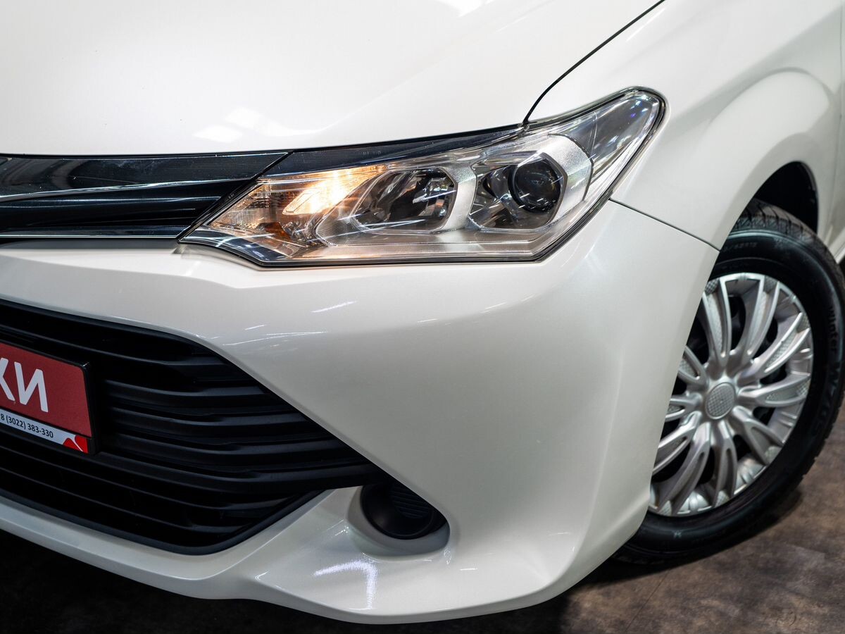 Toyota Corolla Fielder 2017 - фото автомобиля