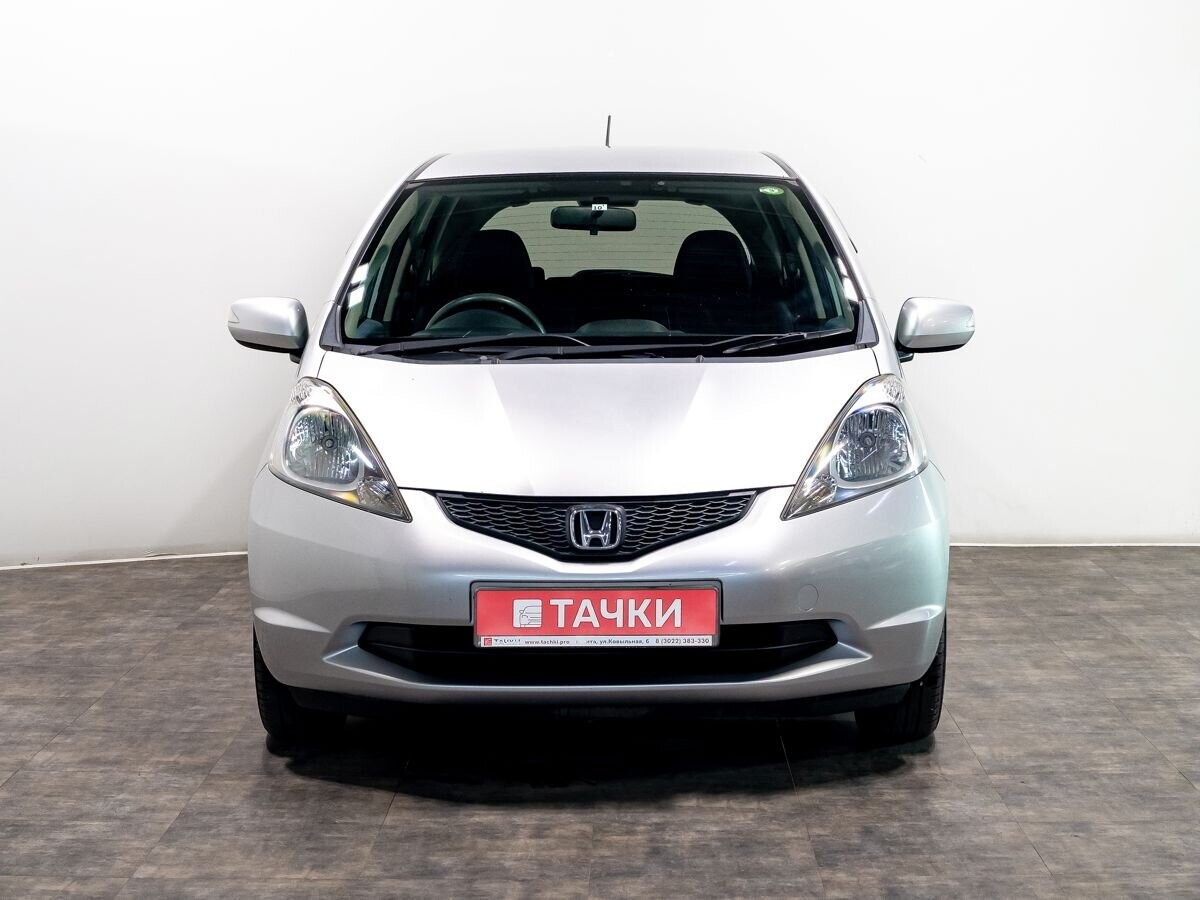 Honda Fit 2010 - фото автомобиля