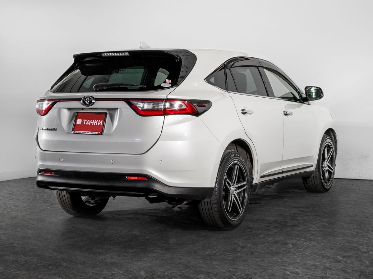 Toyota Harrier 2020 - фото автомобиля