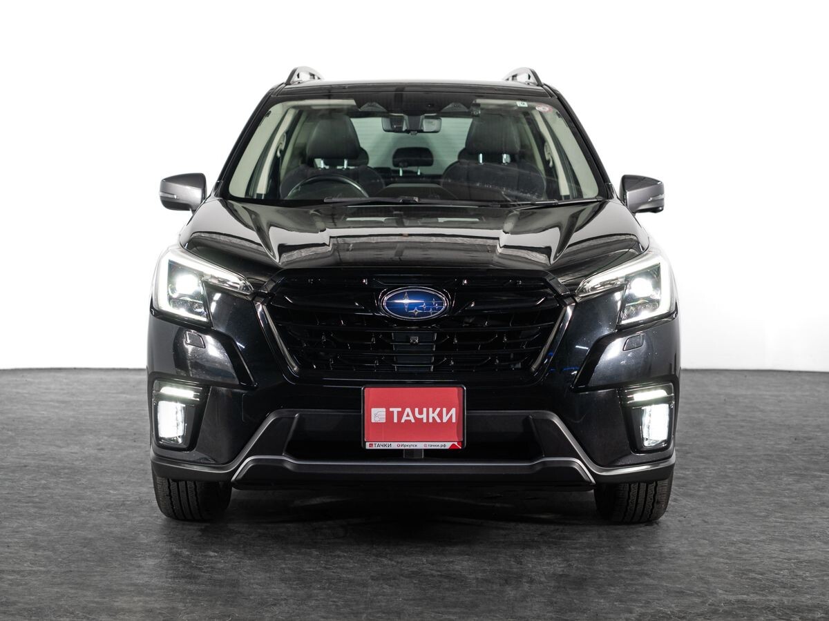 Subaru Forester 2021 - фото автомобиля
