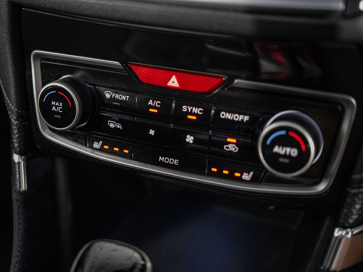 Subaru Forester 2021 - фото автомобиля