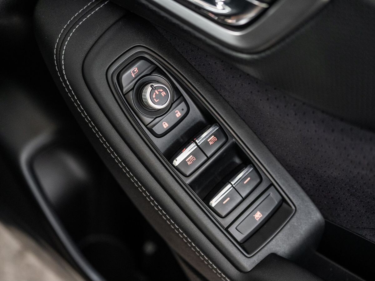 Subaru Forester 2021 - фото автомобиля