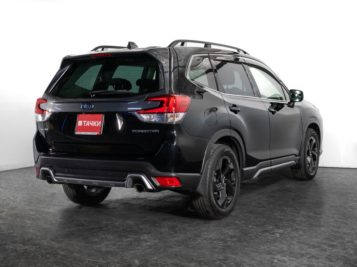Subaru Forester 2021 - фото автомобиля