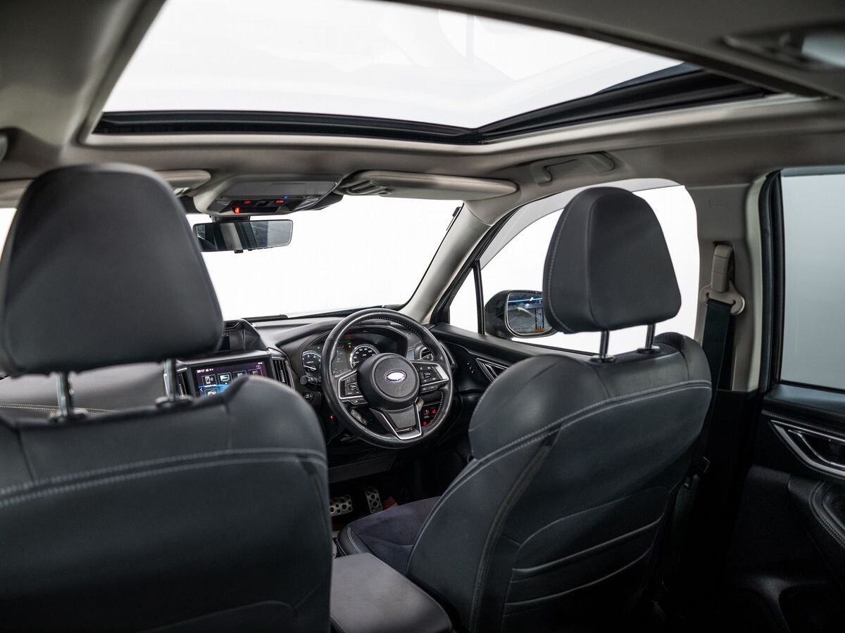 Subaru Forester 2021 - фото автомобиля