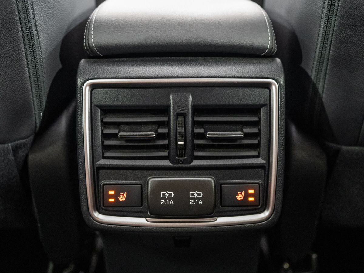 Subaru Forester 2021 - фото автомобиля