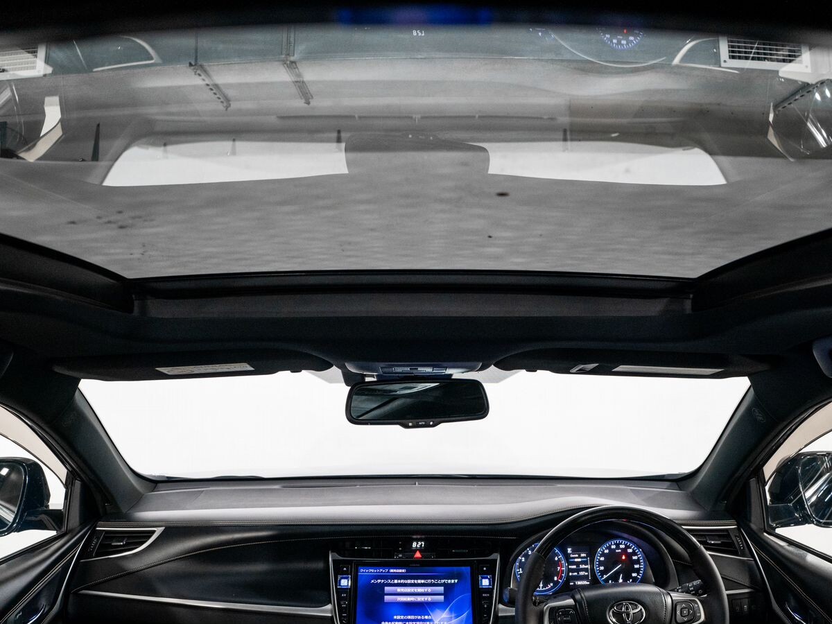 Toyota Harrier 2017 - фото автомобиля