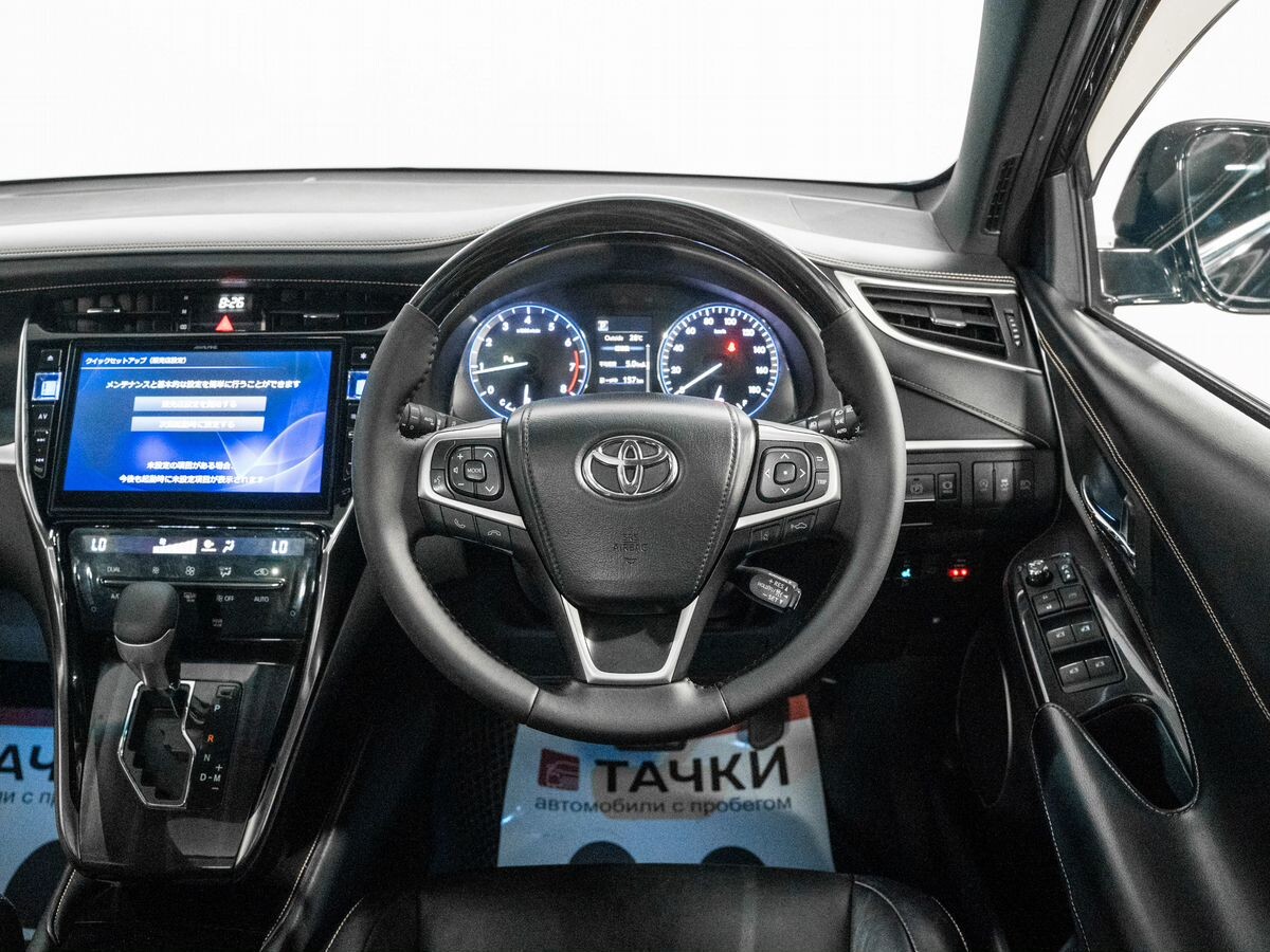 Toyota Harrier 2017 - фото автомобиля