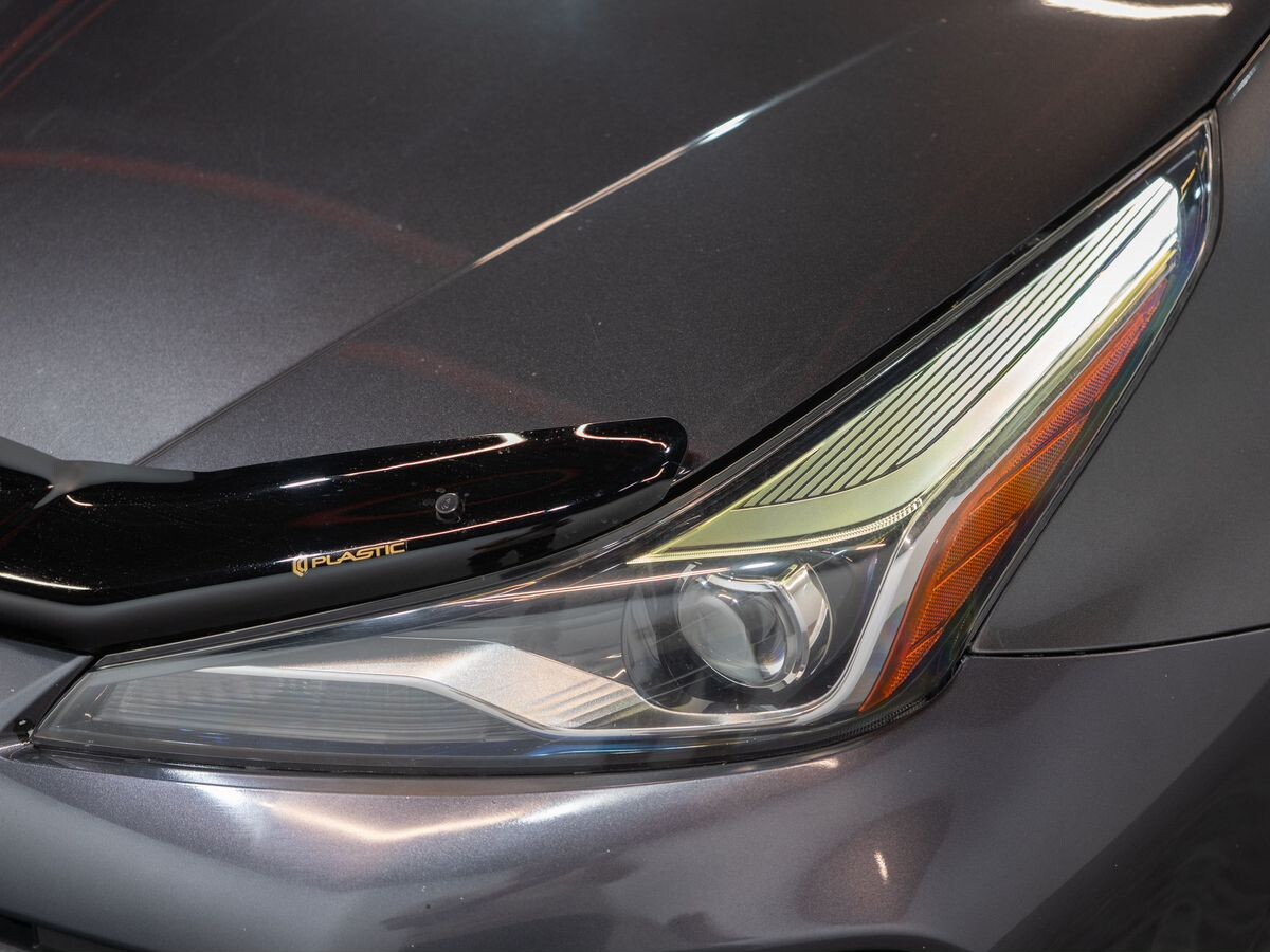 Toyota Prius 2019 - фото автомобиля