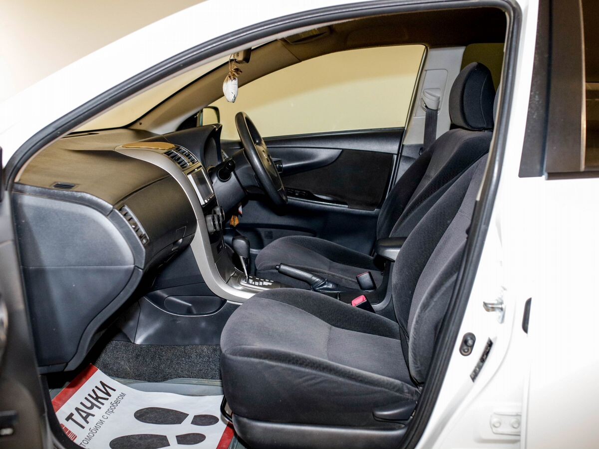 Toyota Corolla Fielder 2010 - фото автомобиля