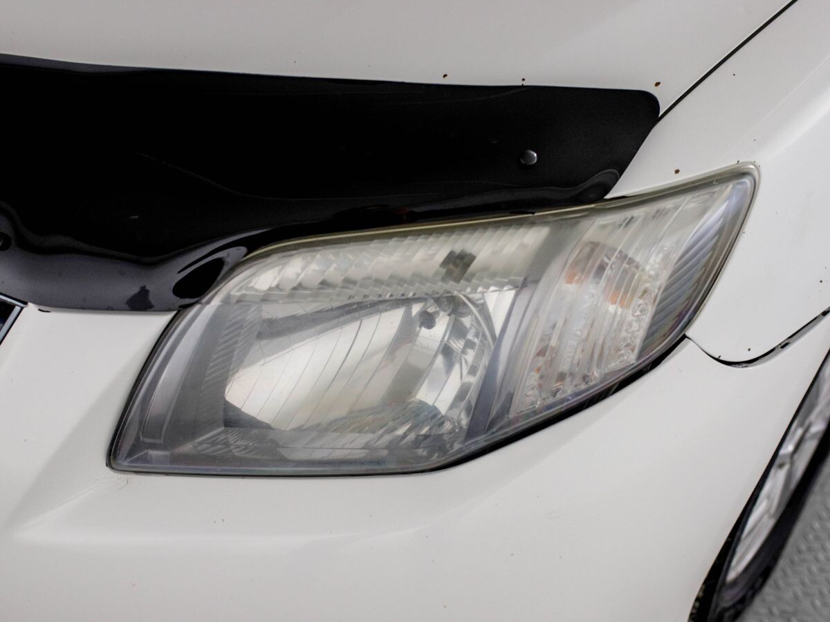 Toyota Corolla Fielder 2010 - фото автомобиля