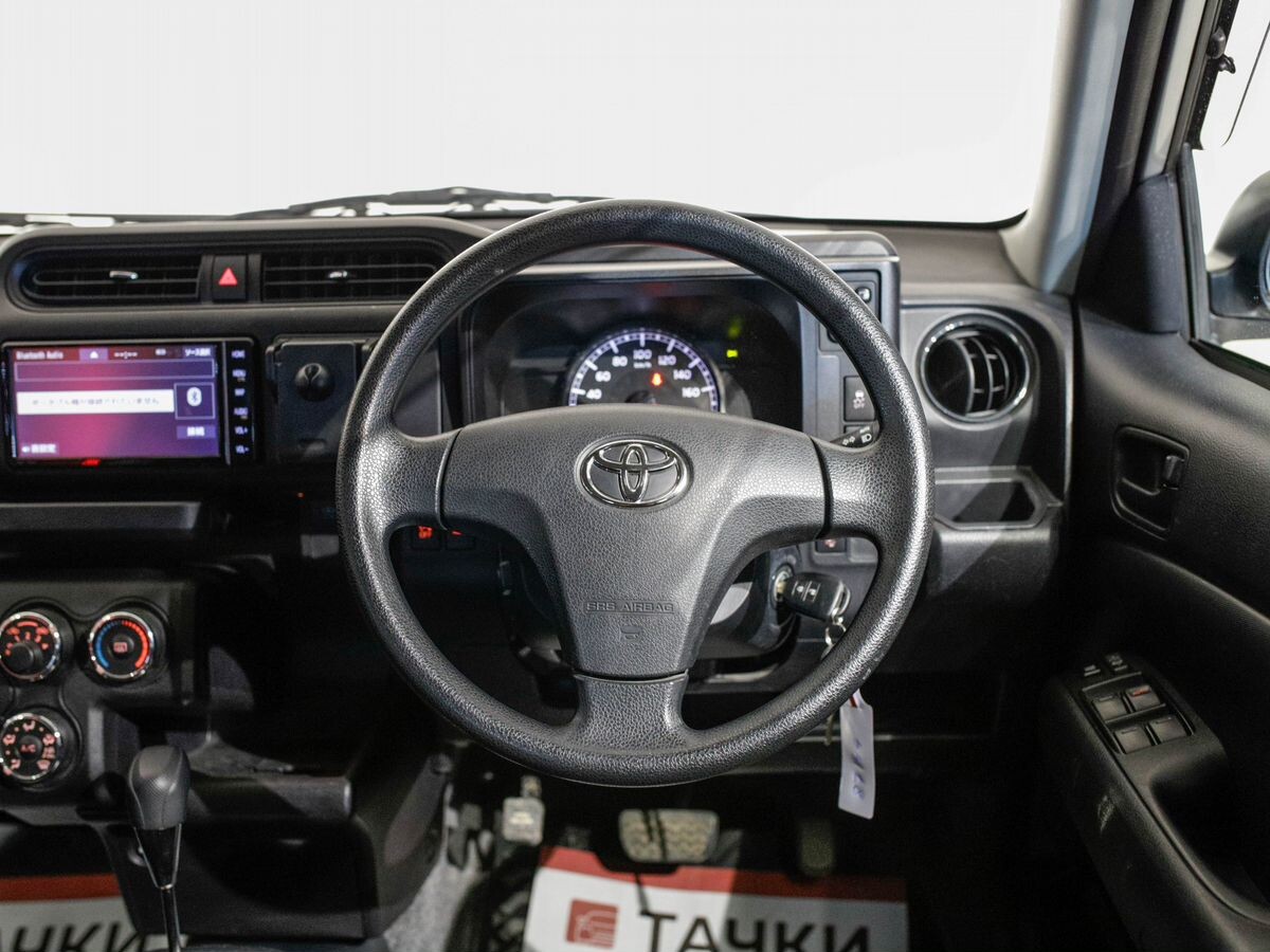 Toyota Succeed 2019 - фото автомобиля