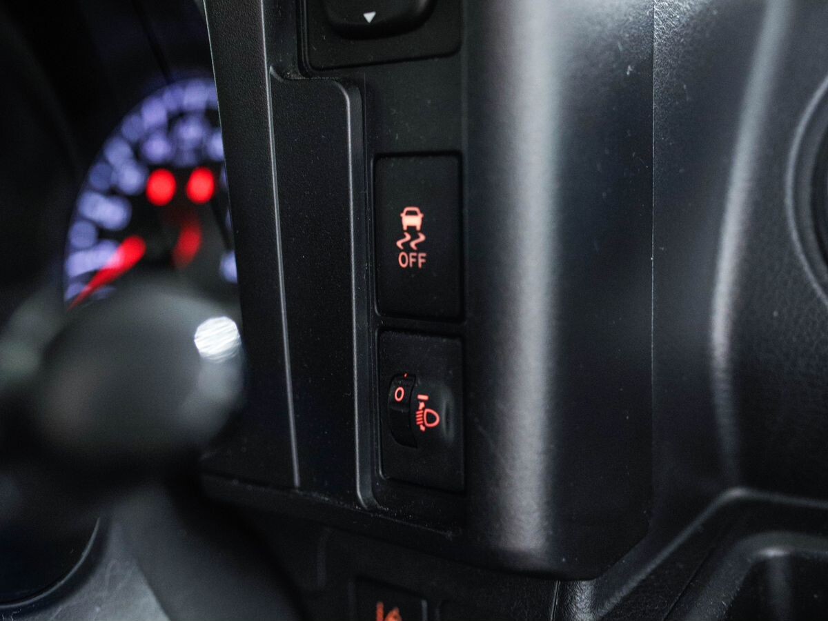 Toyota Succeed 2019 - фото автомобиля