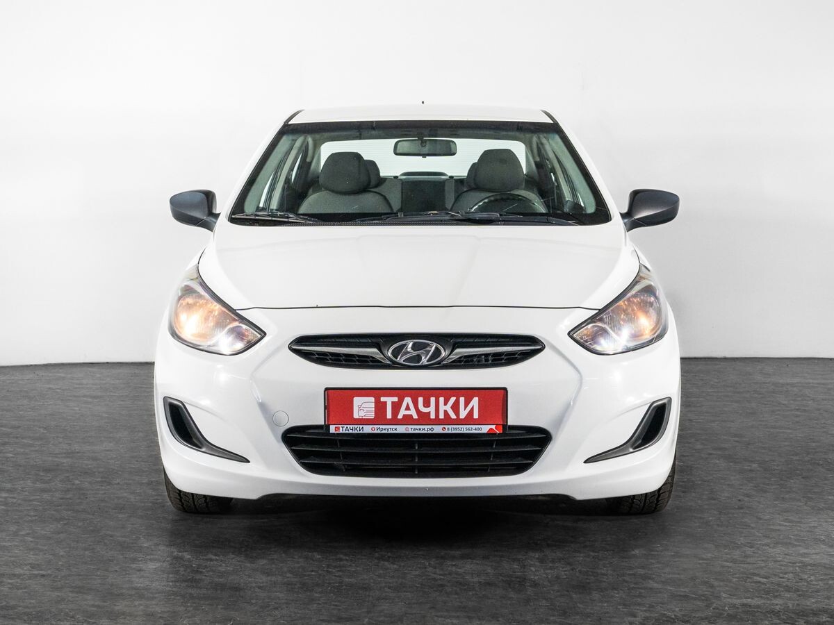 Hyundai Solaris 2011 - фото автомобиля
