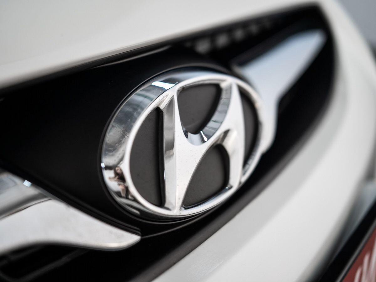 Hyundai Solaris 2011 - фото автомобиля