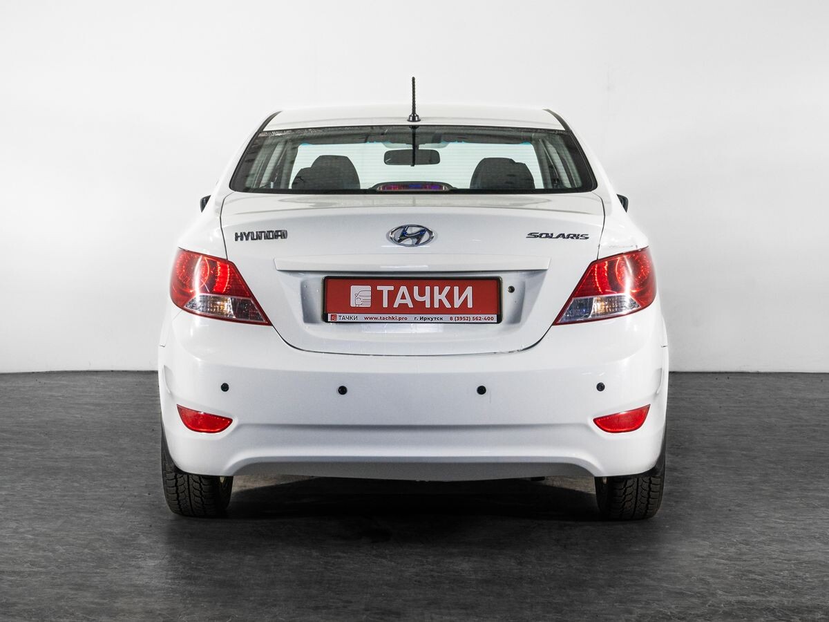 Hyundai Solaris 2011 - фото автомобиля