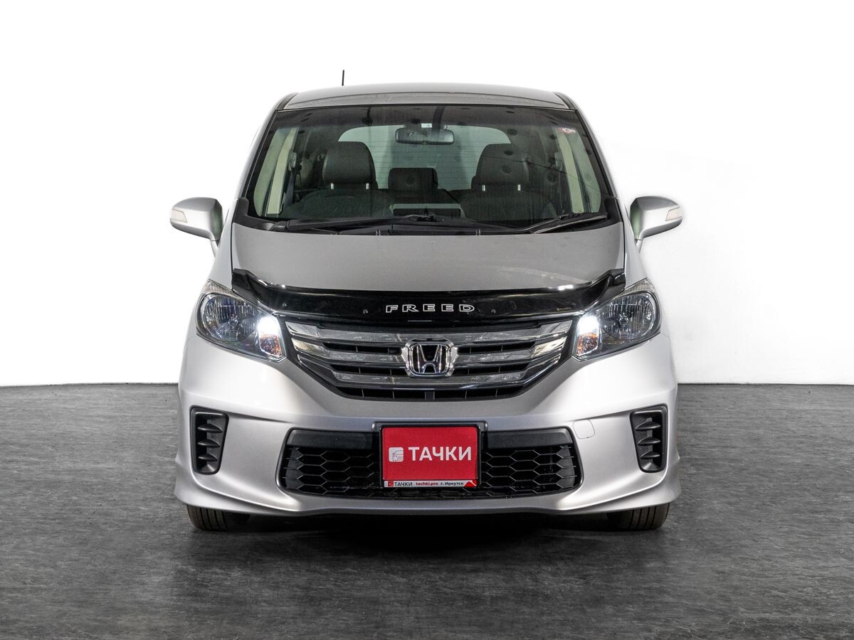 Honda Freed 2012 - фото автомобиля