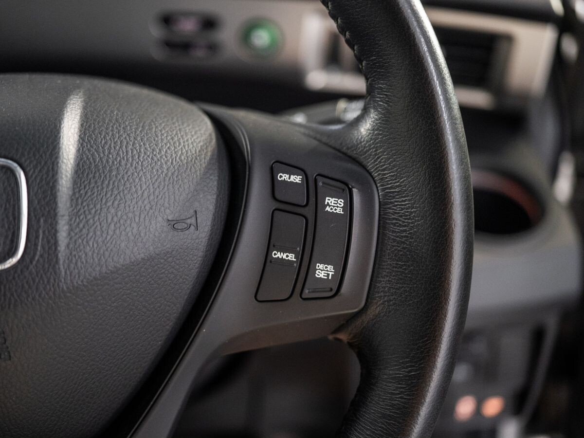 Honda Freed 2012 - фото автомобиля