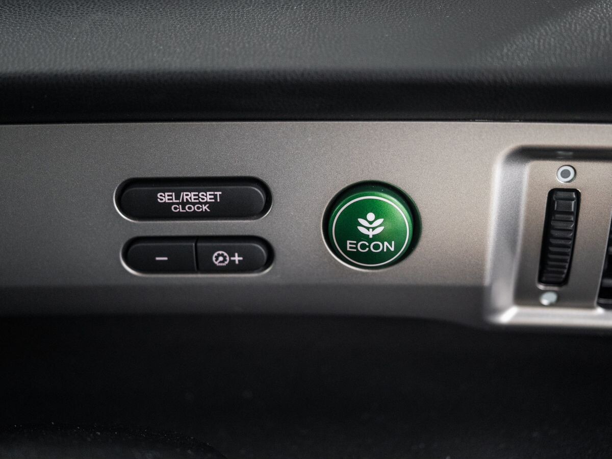 Honda Freed 2012 - фото автомобиля