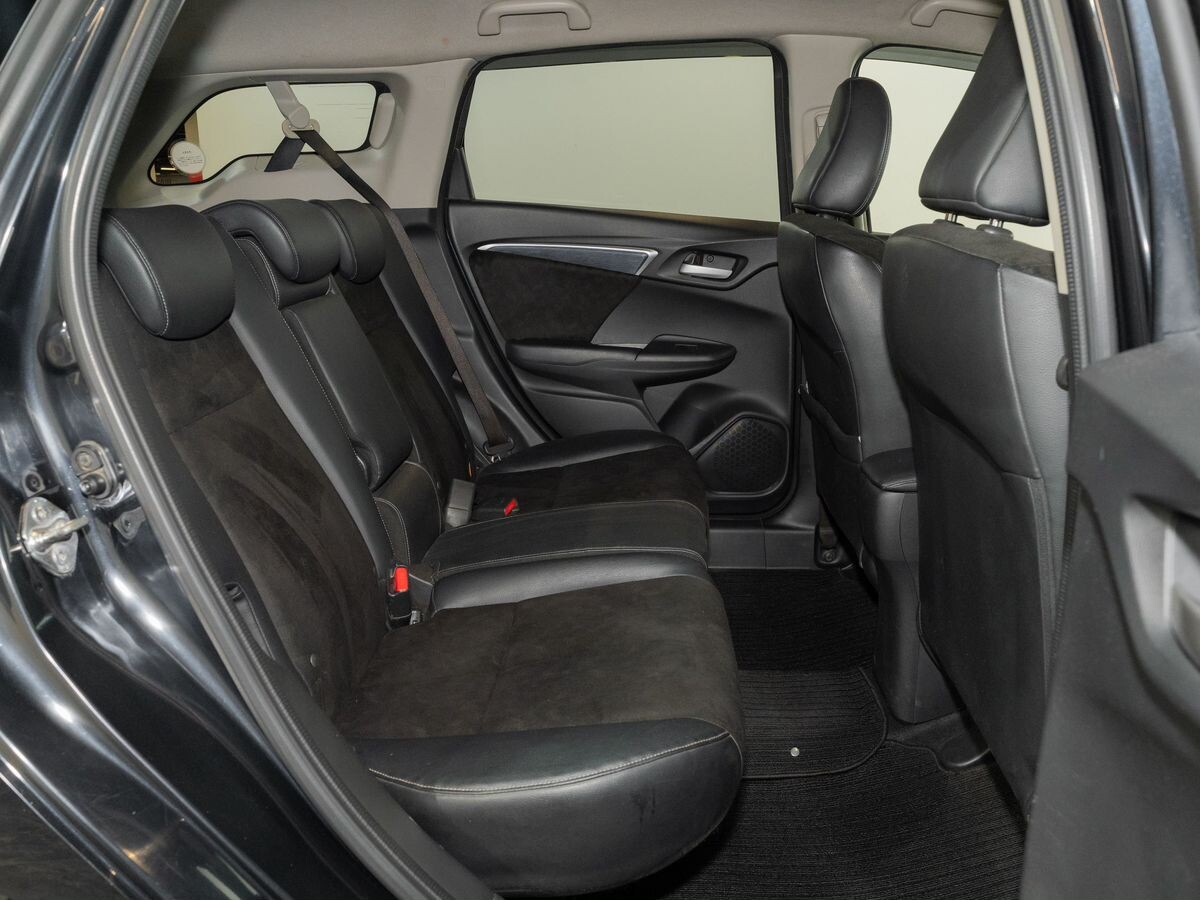 Honda Shuttle 2015 - фото автомобиля