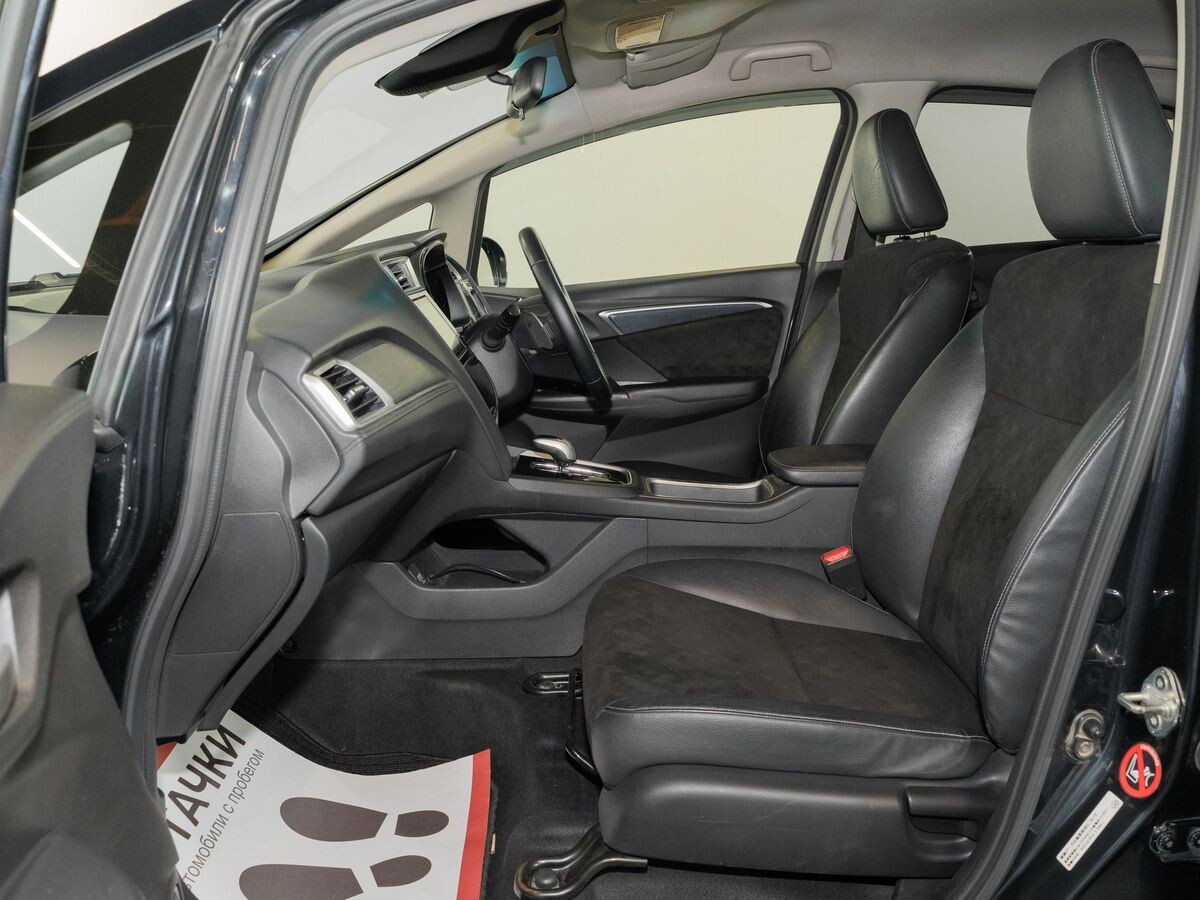 Honda Shuttle 2015 - фото автомобиля