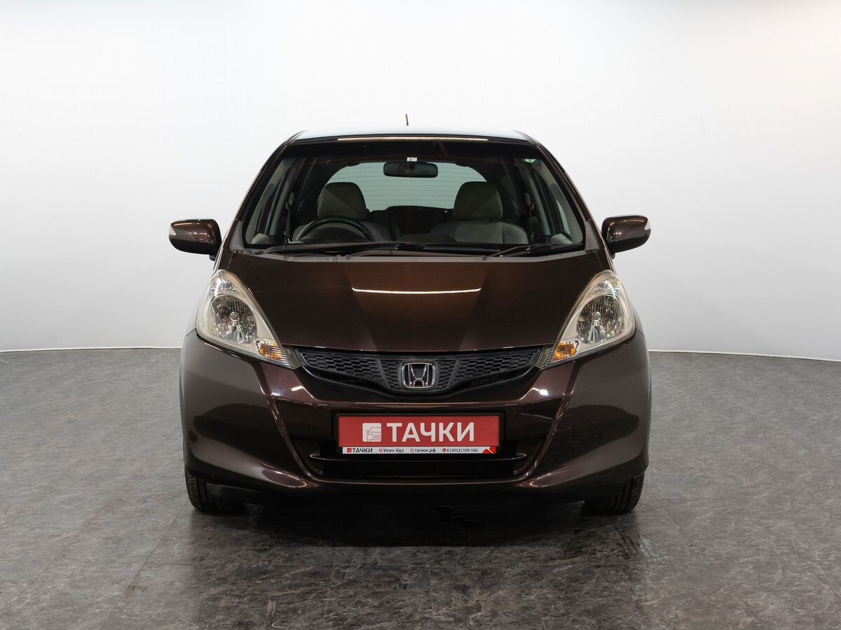 Honda Fit 2011 - фото автомобиля