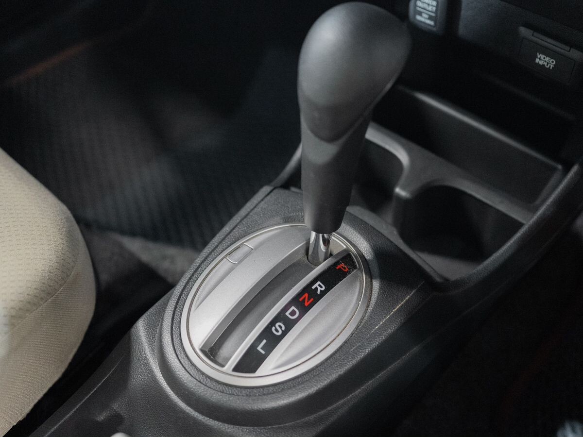 Honda Fit 2011 - фото автомобиля