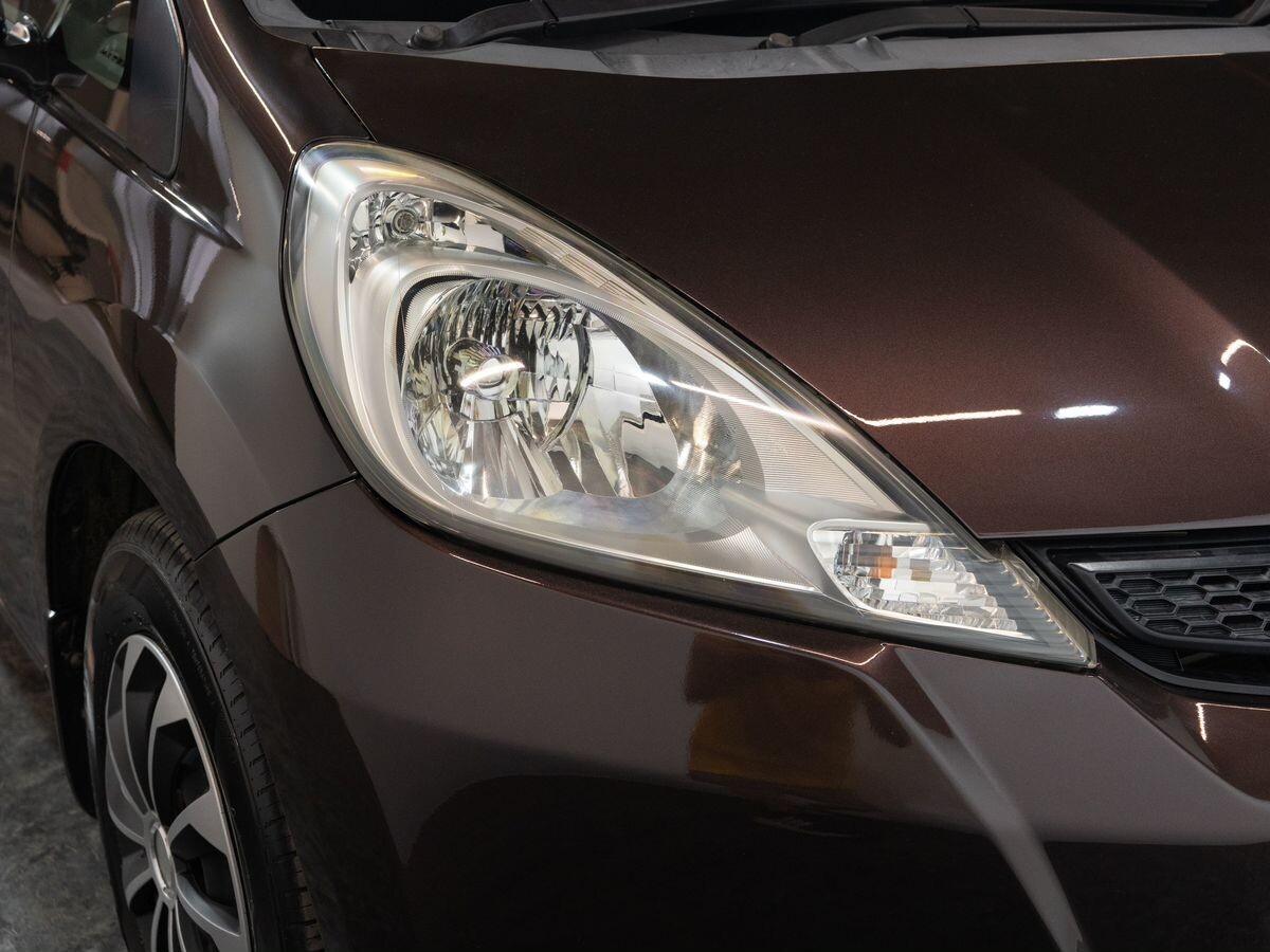 Honda Fit 2011 - фото автомобиля