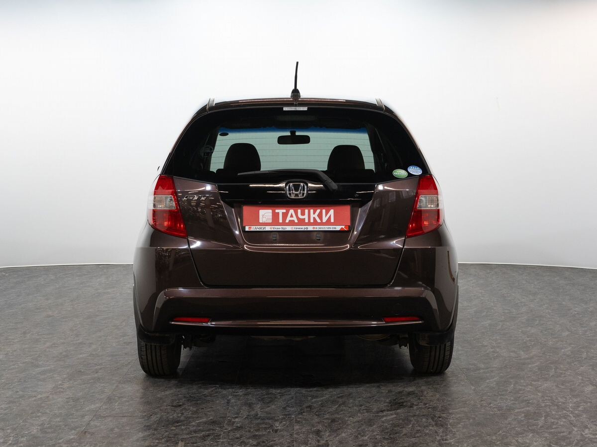 Honda Fit 2011 - фото автомобиля