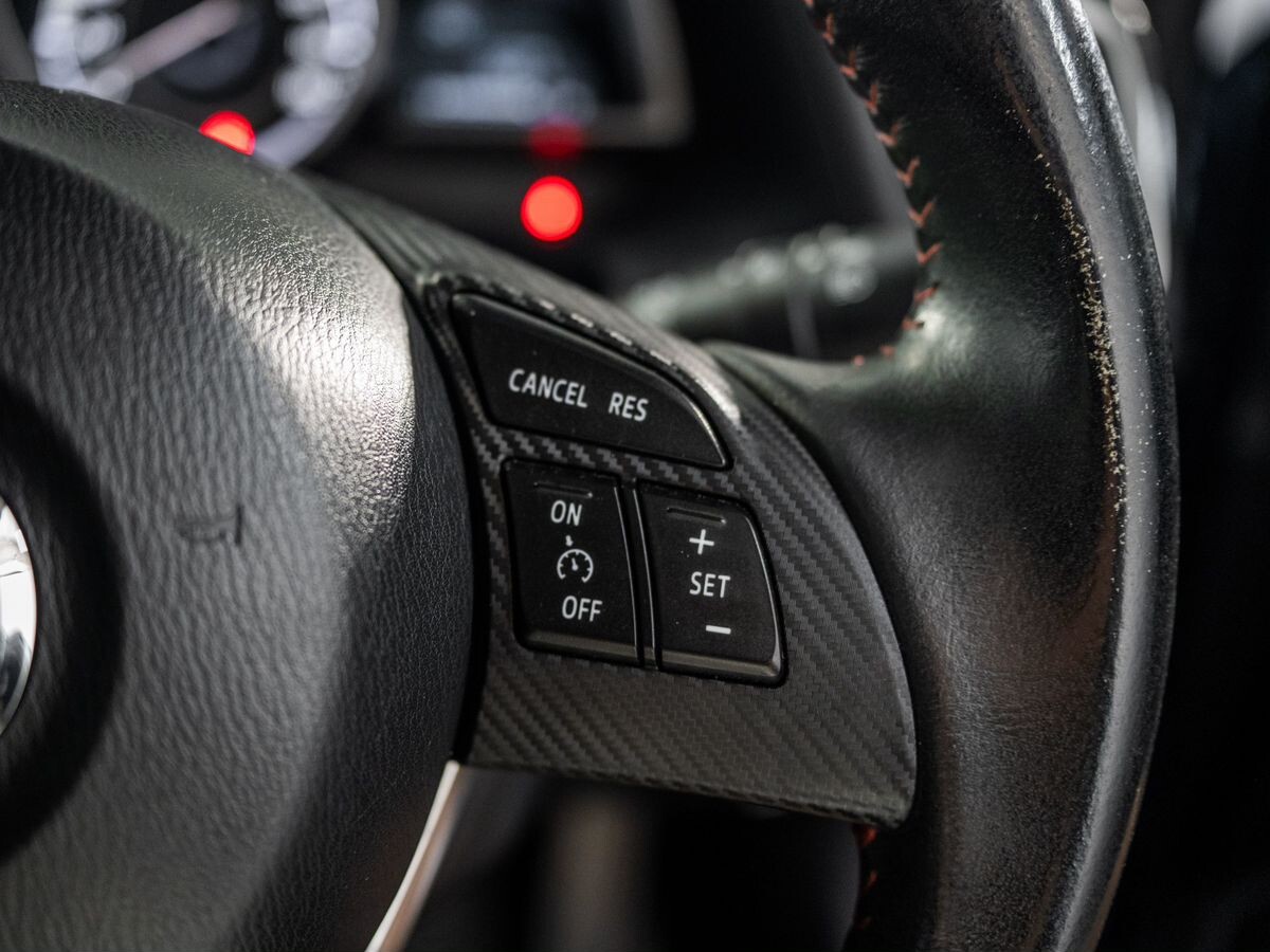 Mazda Axela 2014 - фото автомобиля