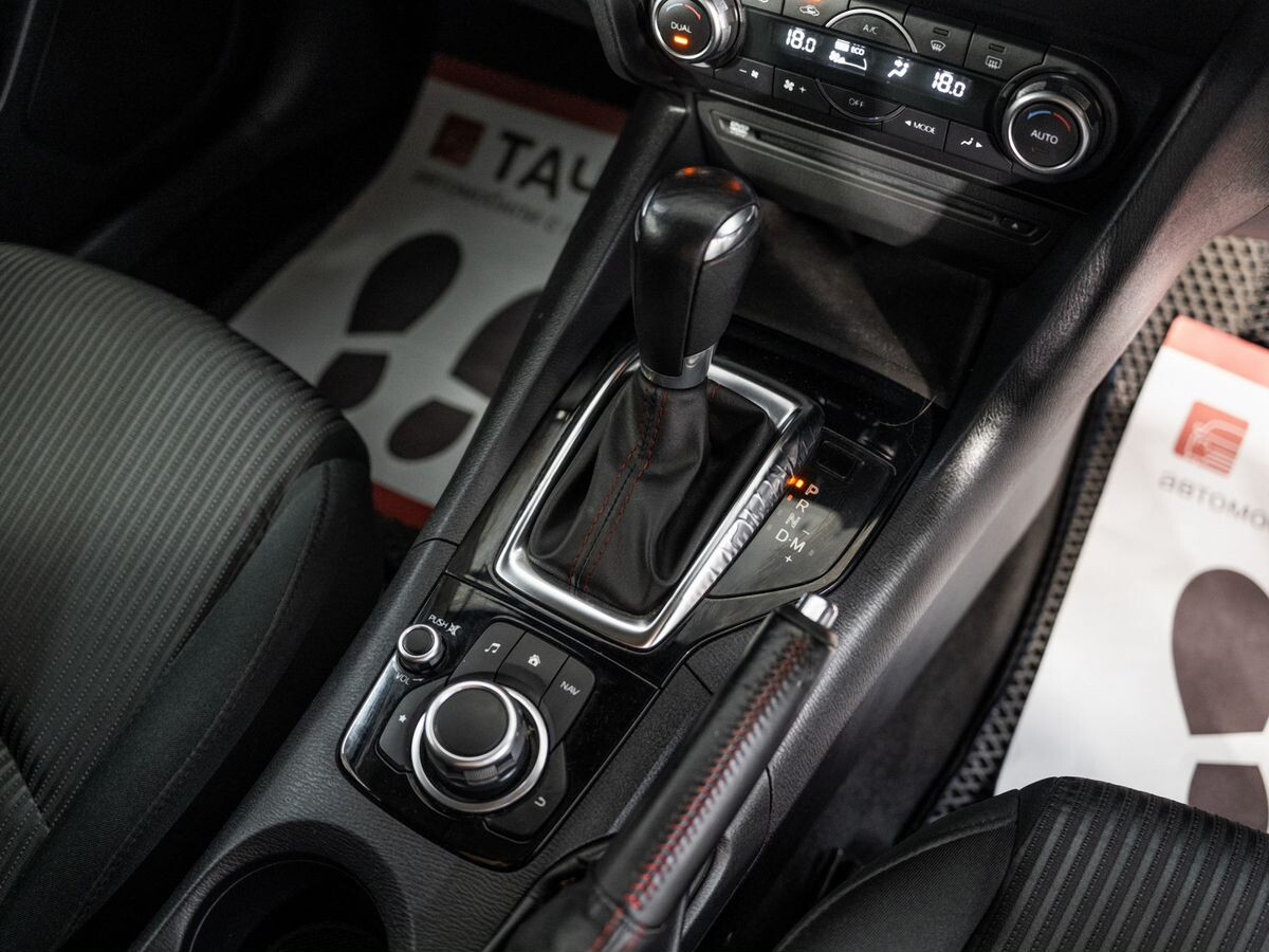 Mazda Axela 2014 - фото автомобиля