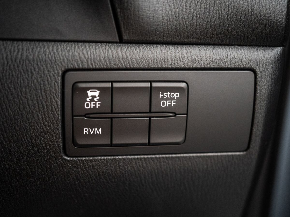 Mazda Axela 2014 - фото автомобиля