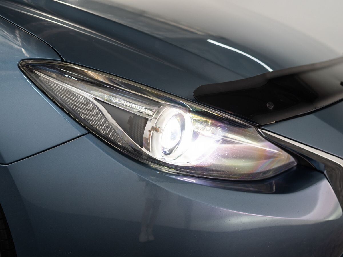 Mazda Axela 2014 - фото автомобиля