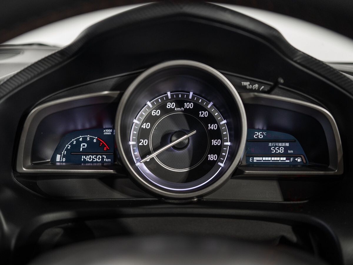 Mazda Axela 2014 - фото автомобиля