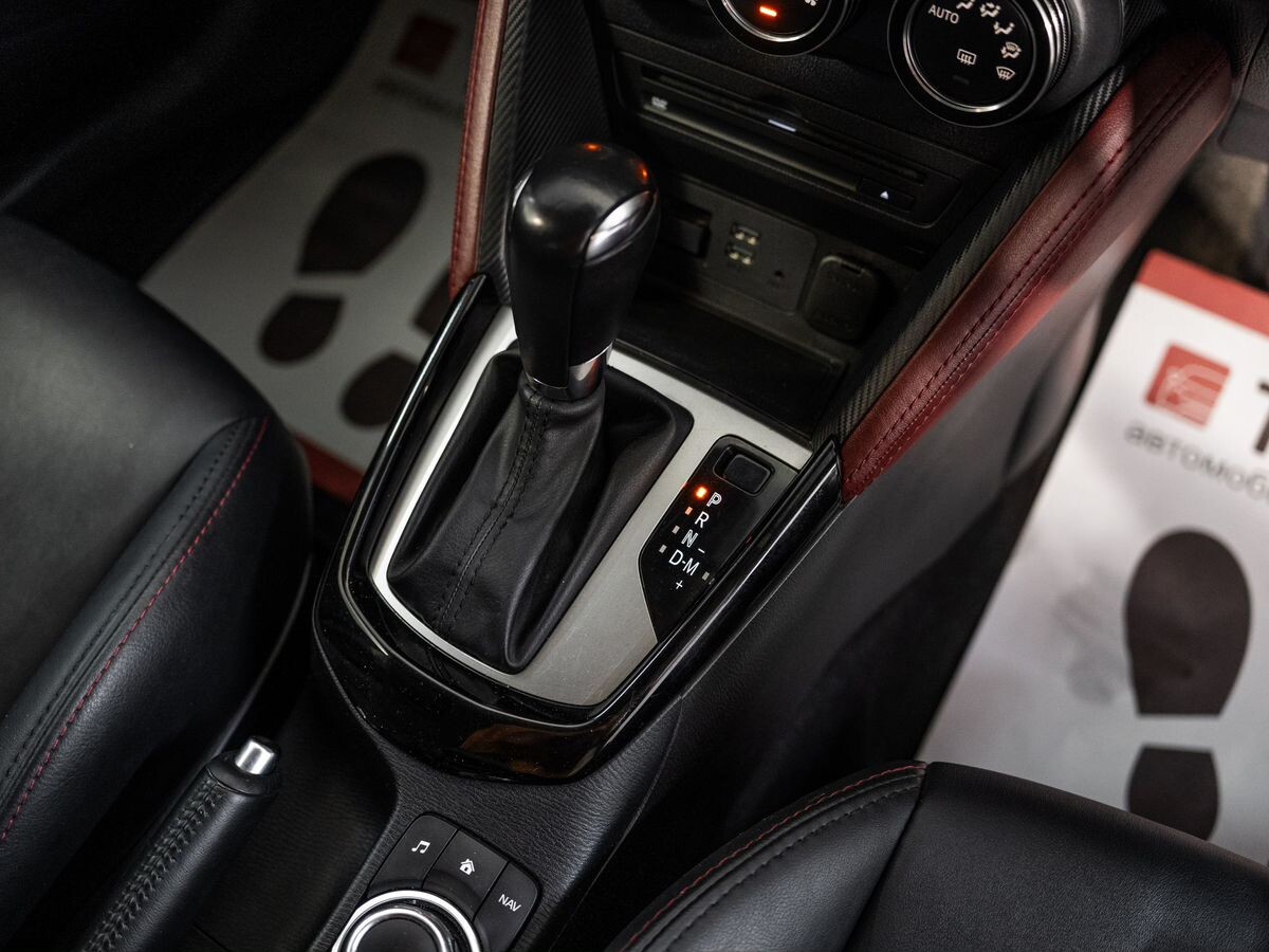 Mazda CX-3 2015 - фото автомобиля