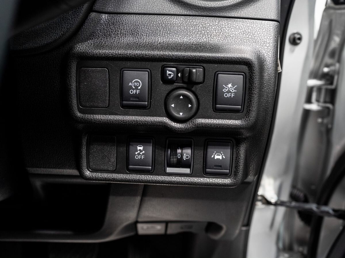 Nissan Note 2018 - фото автомобиля