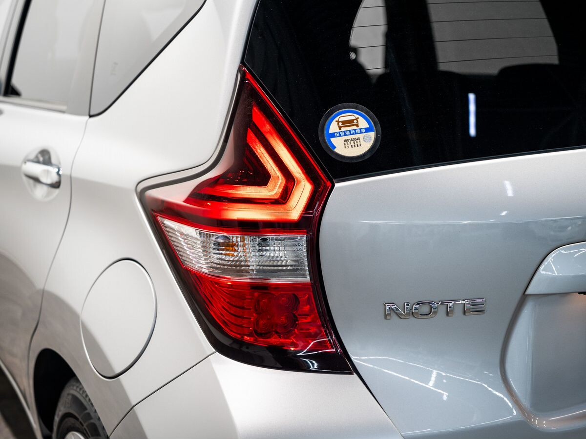 Nissan Note 2018 - фото автомобиля