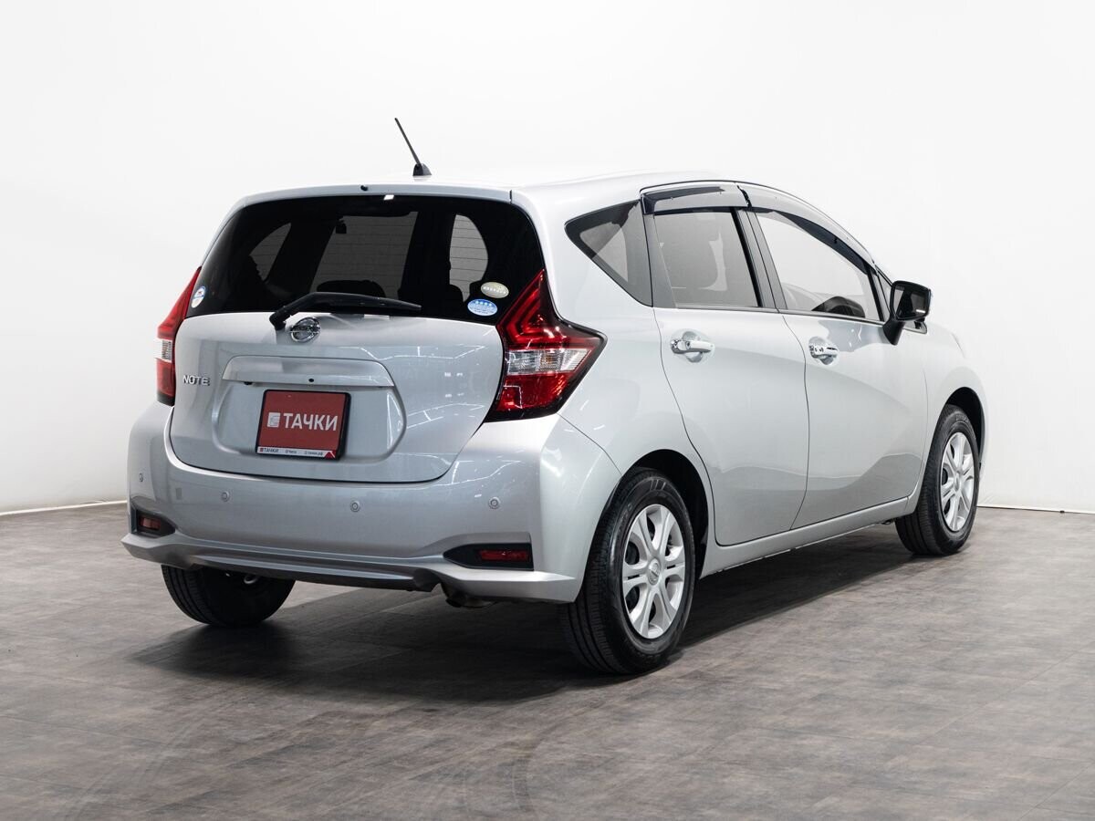 Nissan Note 2018 - фото автомобиля