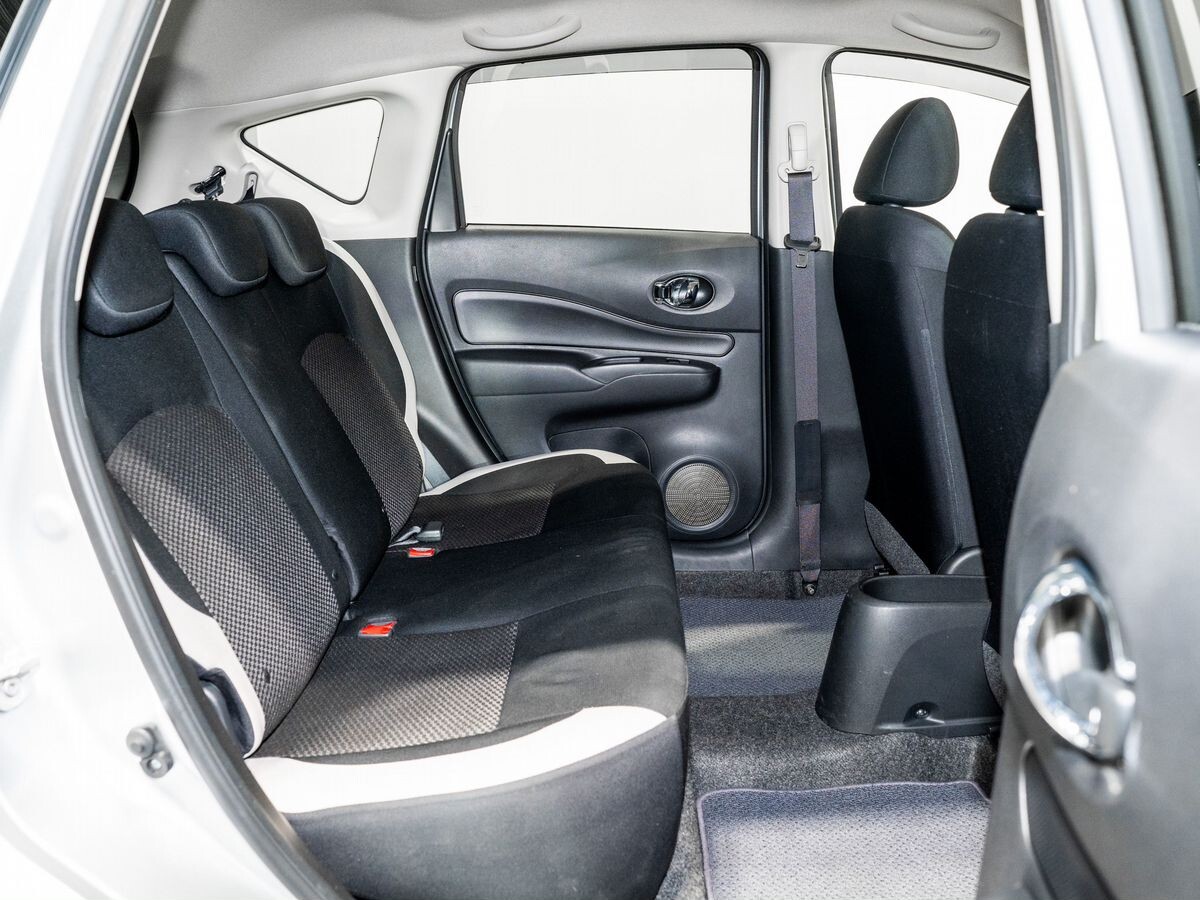 Nissan Note 2018 - фото автомобиля