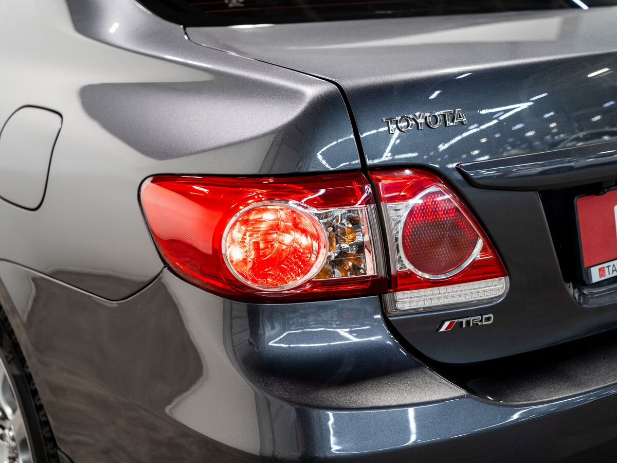 Toyota Corolla 2012 - фото автомобиля