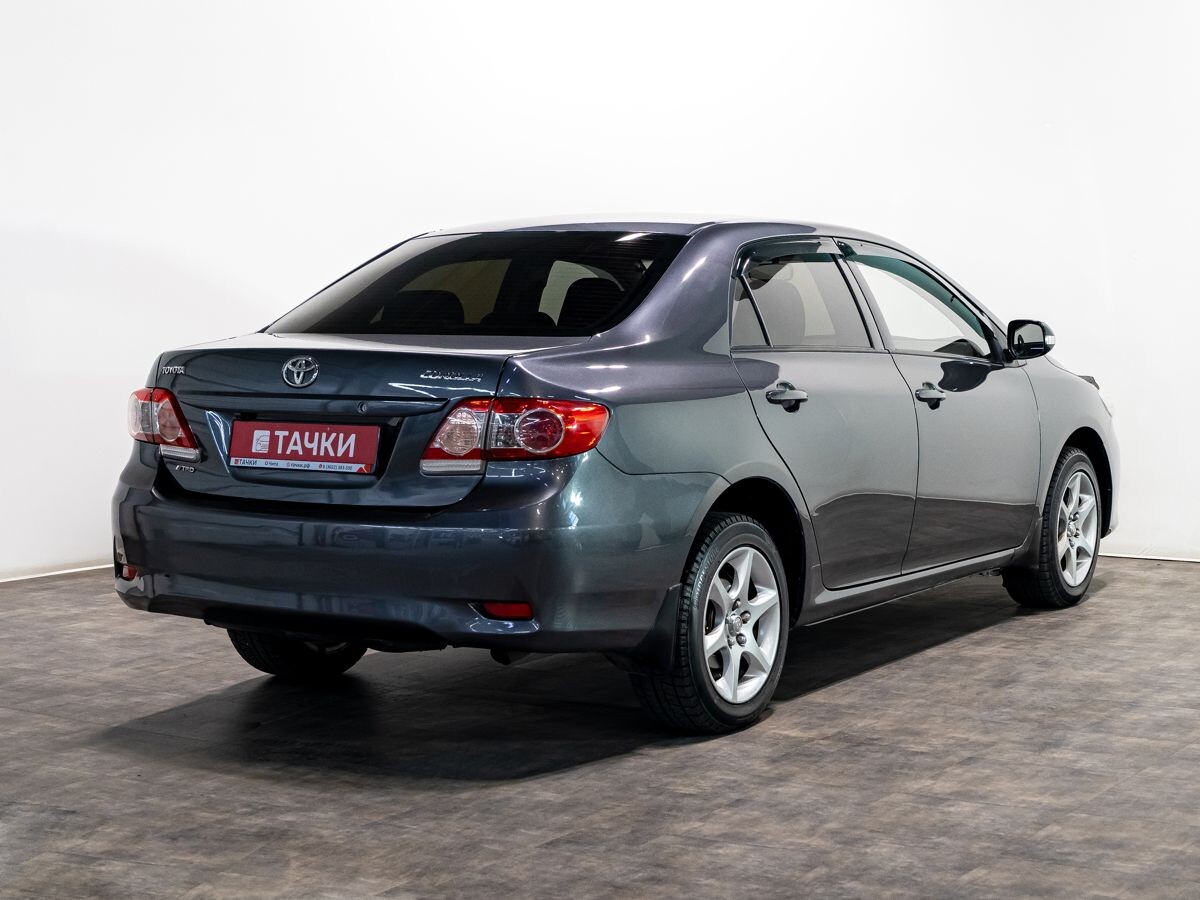 Toyota Corolla 2012 - фото автомобиля