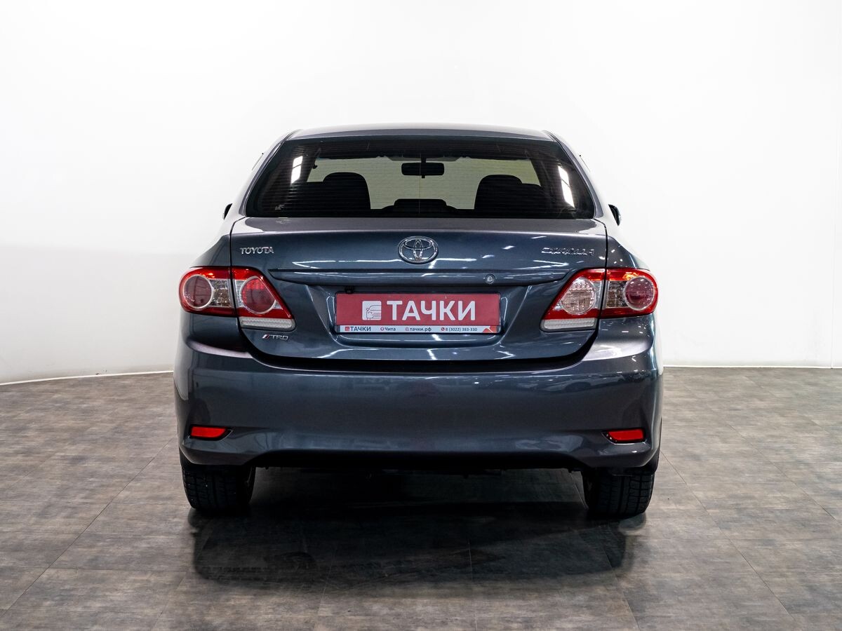 Toyota Corolla 2012 - фото автомобиля