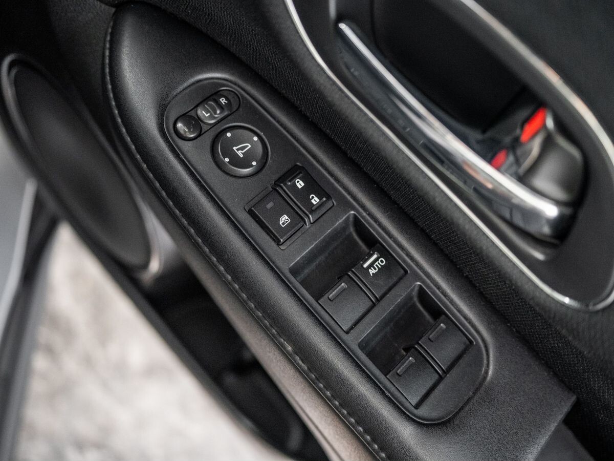 Honda Vezel 2014 - фото автомобиля