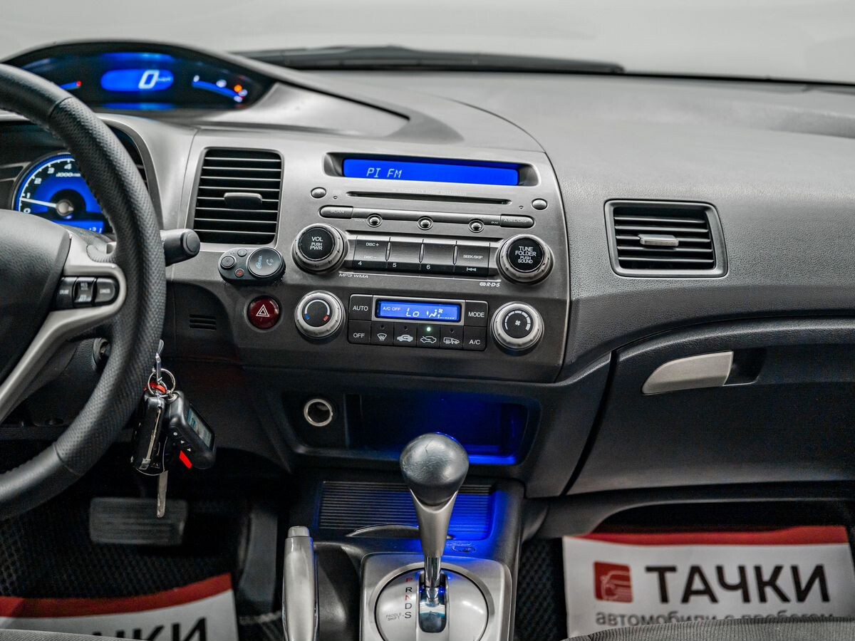Honda Civic 2007 - фото автомобиля