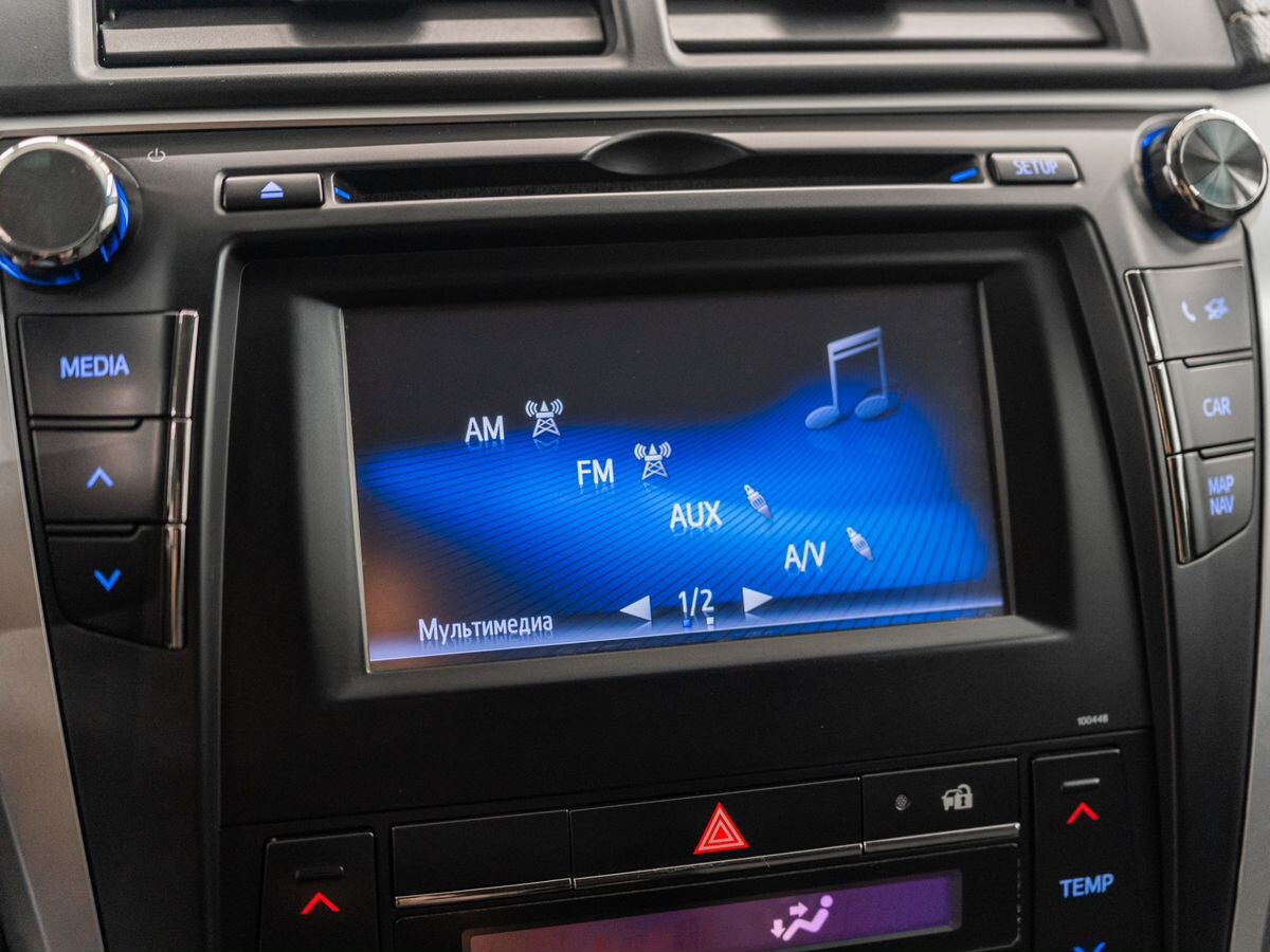 Toyota Camry 2014 - фото автомобиля