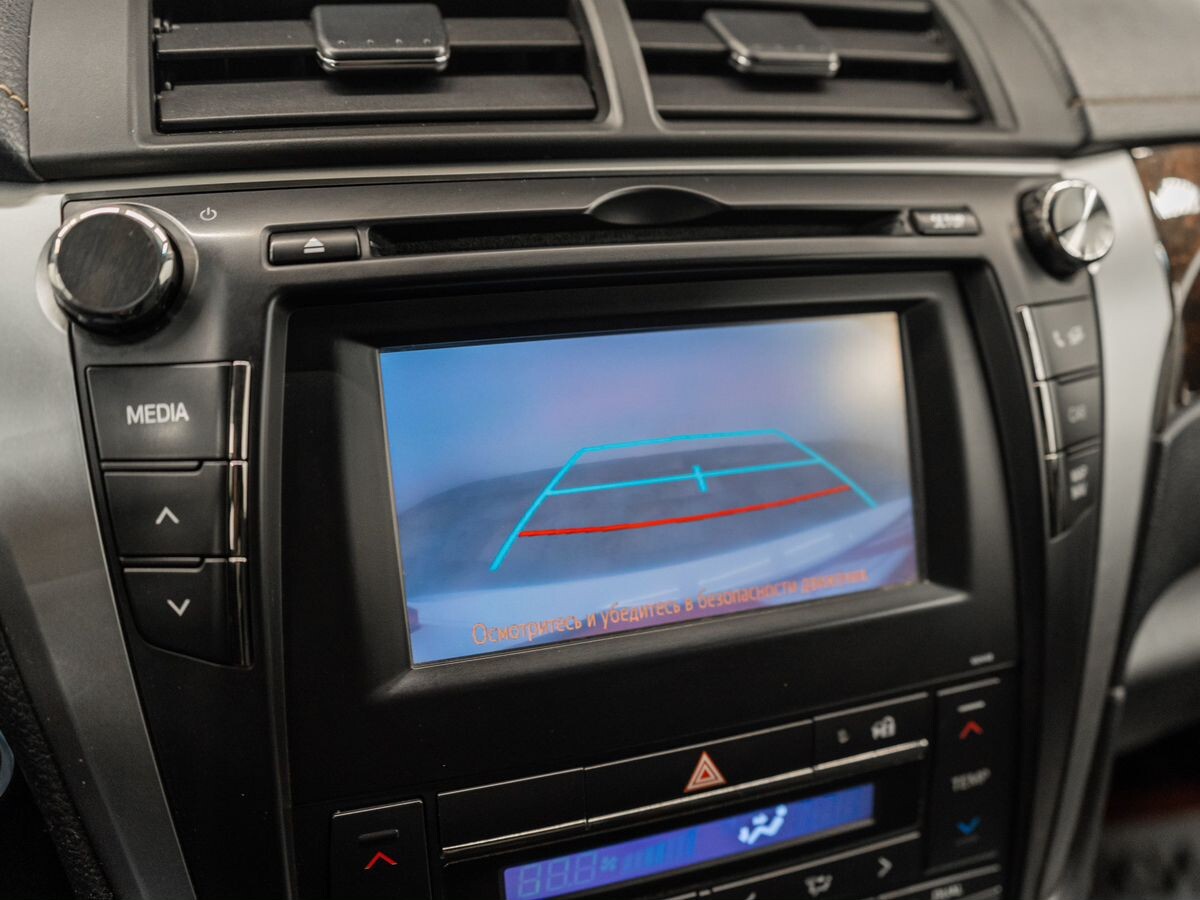 Toyota Camry 2014 - фото автомобиля
