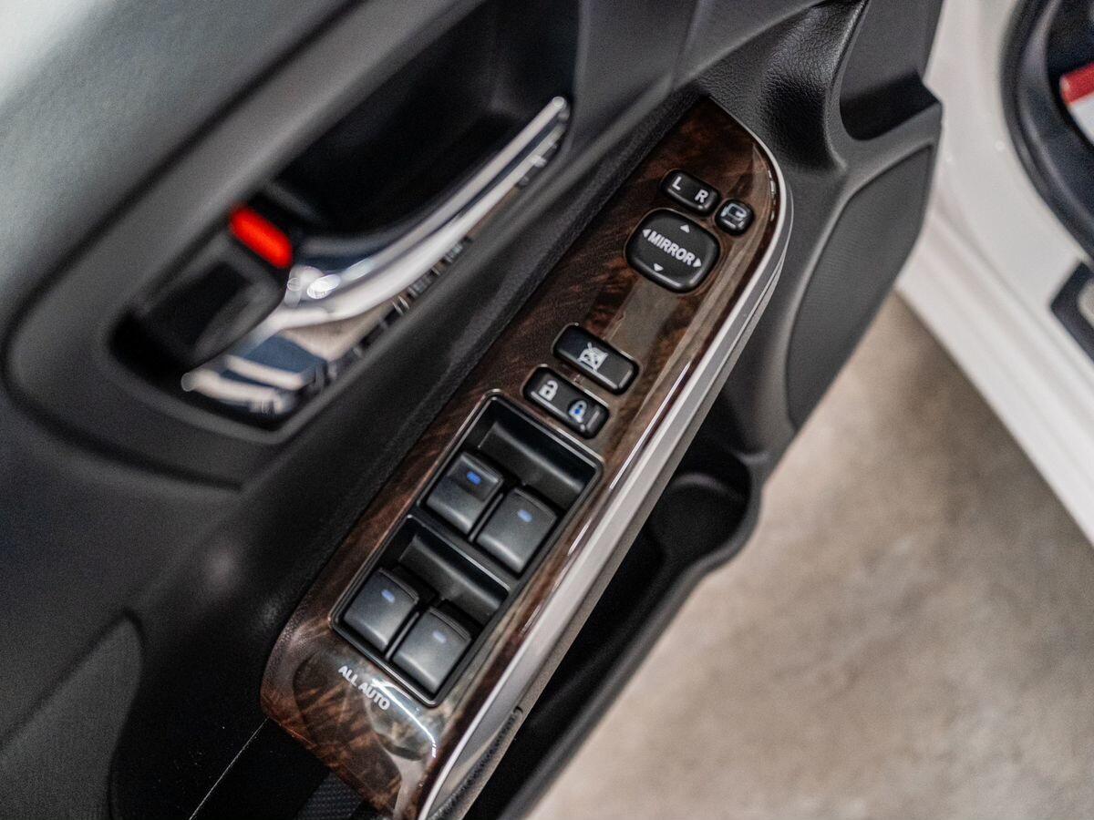Toyota Camry 2014 - фото автомобиля