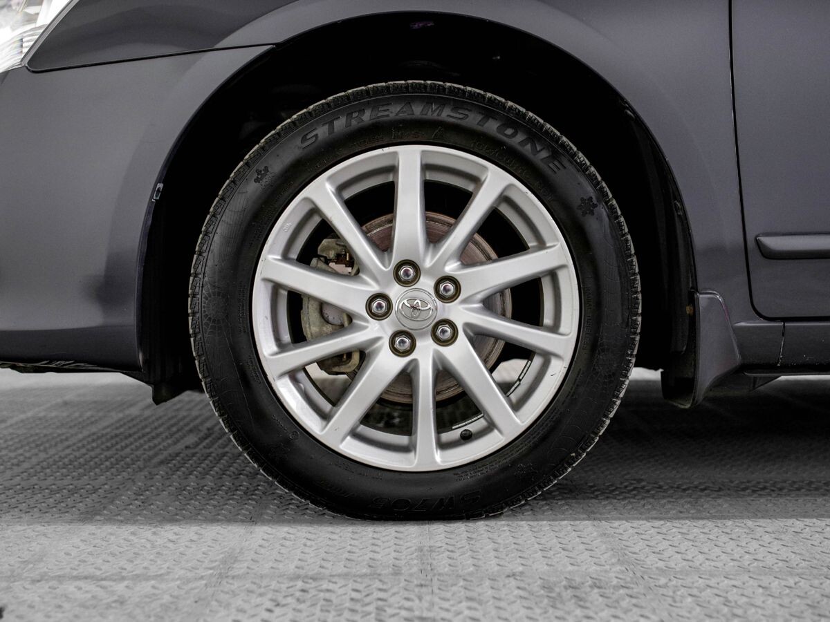 Toyota Premio 2015 - фото автомобиля